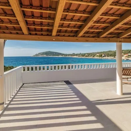 Vila Luxury Vela Rina Mali Drvenik